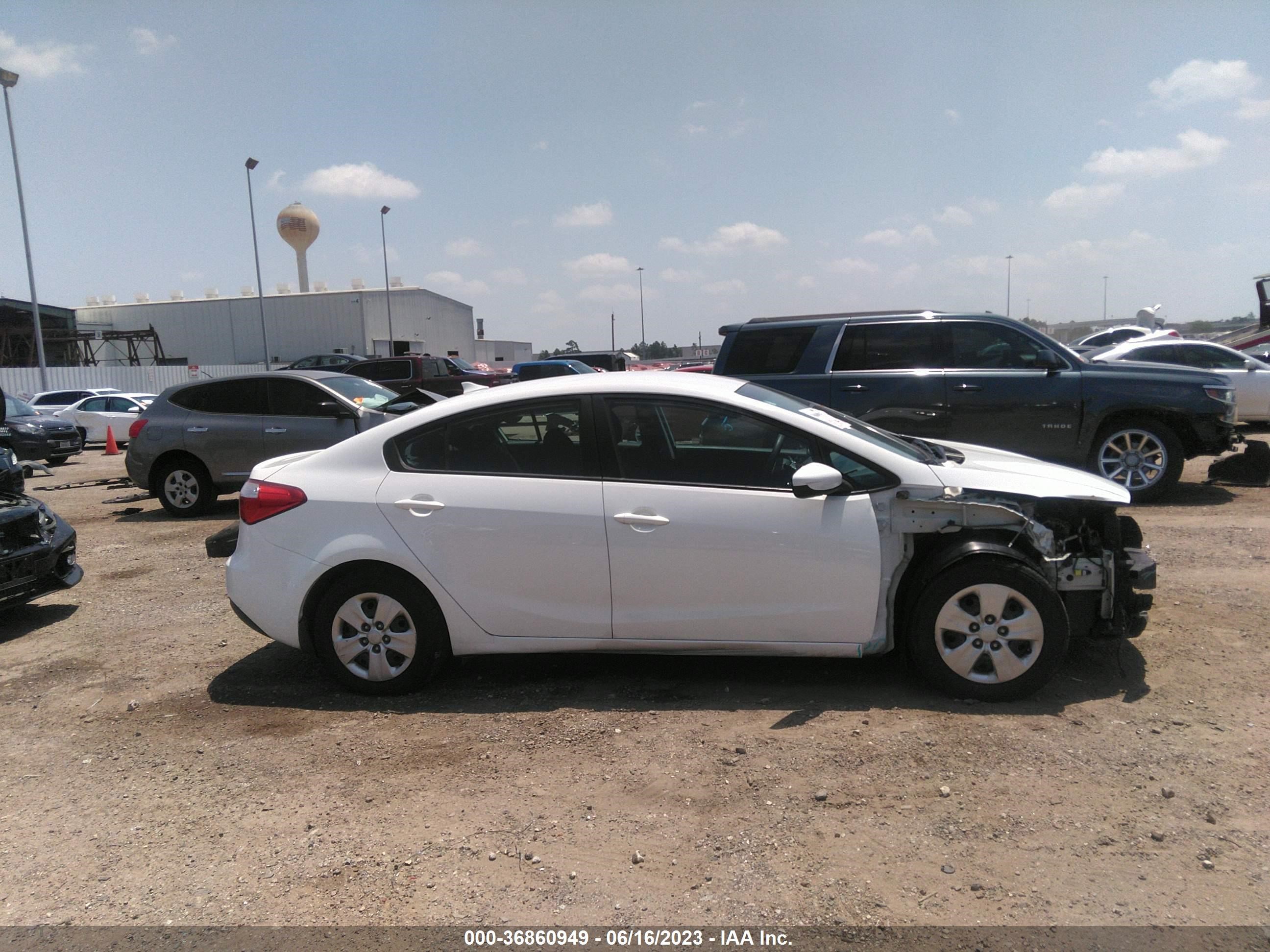 Photo 13 VIN: KNAFK4A64G5554506 - KIA FORTE 