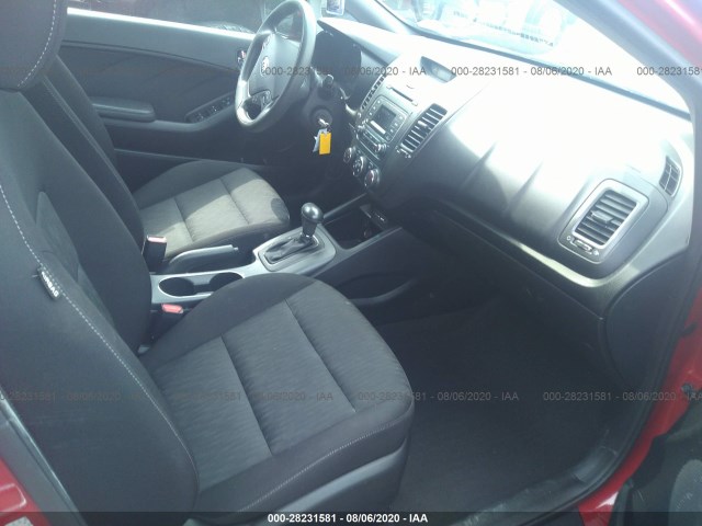 Photo 4 VIN: KNAFK4A64G5568017 - KIA FORTE 