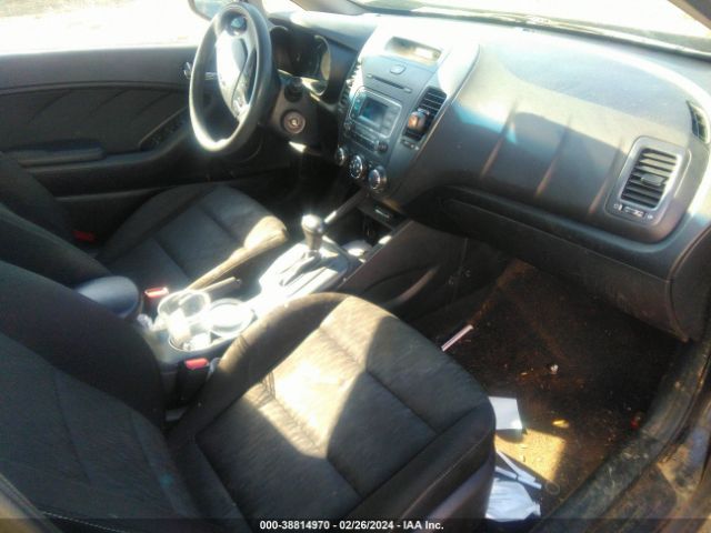 Photo 4 VIN: KNAFK4A64G5585075 - KIA FORTE 