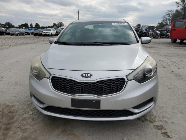 Photo 4 VIN: KNAFK4A65E5137053 - KIA FORTE 