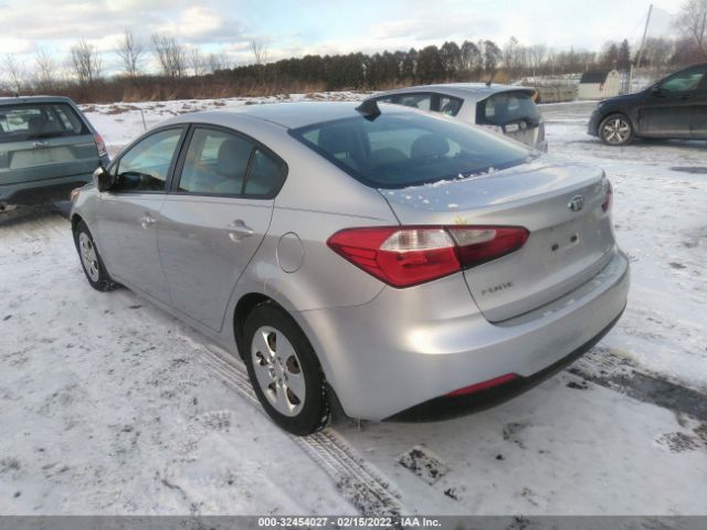 Photo 2 VIN: KNAFK4A65E5139322 - KIA FORTE 