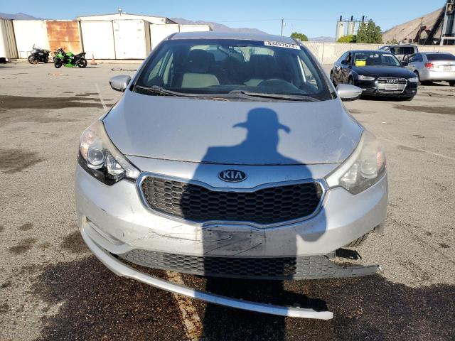 Photo 4 VIN: KNAFK4A65E5187290 - KIA FORTE LX 