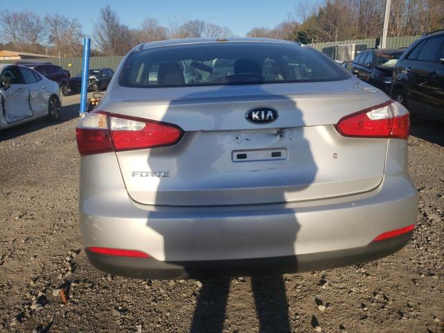 Photo 5 VIN: KNAFK4A65E5209658 - KIA FORTE 