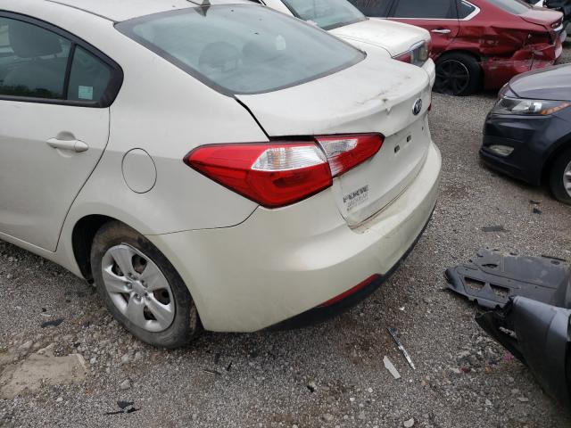 Photo 9 VIN: KNAFK4A65F5278268 - KIA FORTE LX 