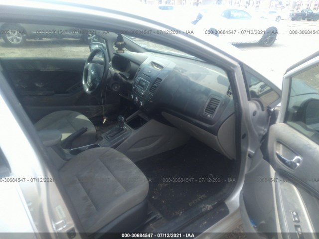 Photo 4 VIN: KNAFK4A65F5287245 - KIA FORTE 