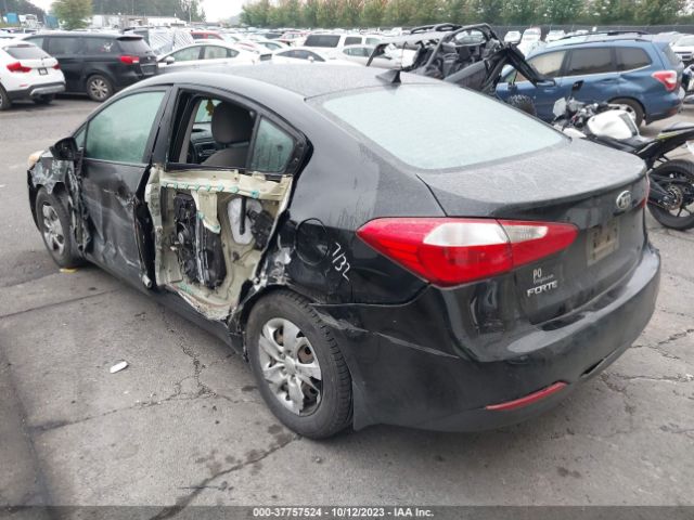 Photo 2 VIN: KNAFK4A65F5307025 - KIA FORTE 