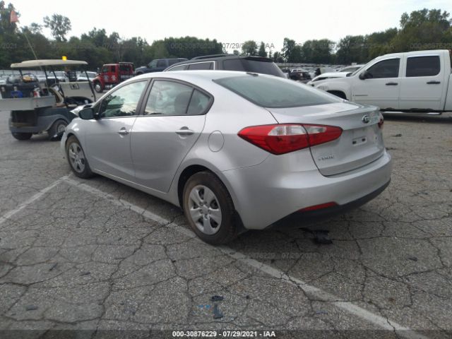 Photo 2 VIN: KNAFK4A65F5315173 - KIA FORTE 