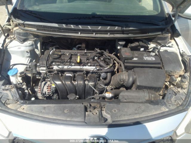 Photo 9 VIN: KNAFK4A65F5339313 - KIA FORTE 