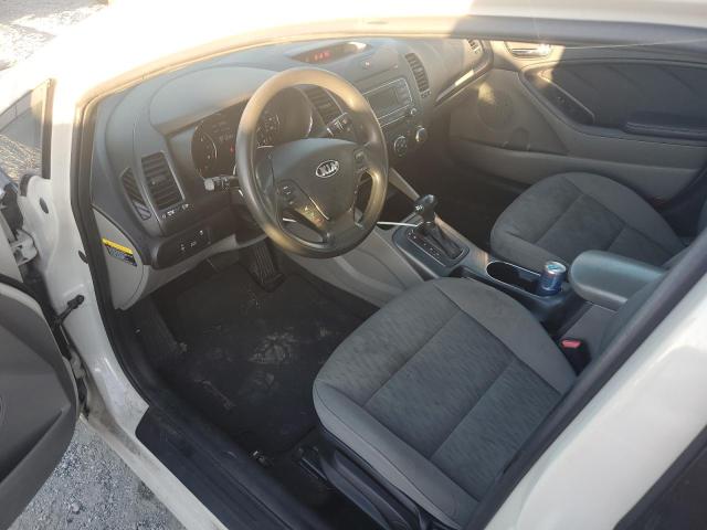 Photo 6 VIN: KNAFK4A65F5374210 - KIA FORTE LX 