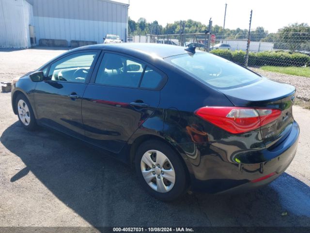 Photo 2 VIN: KNAFK4A65F5375034 - KIA FORTE 