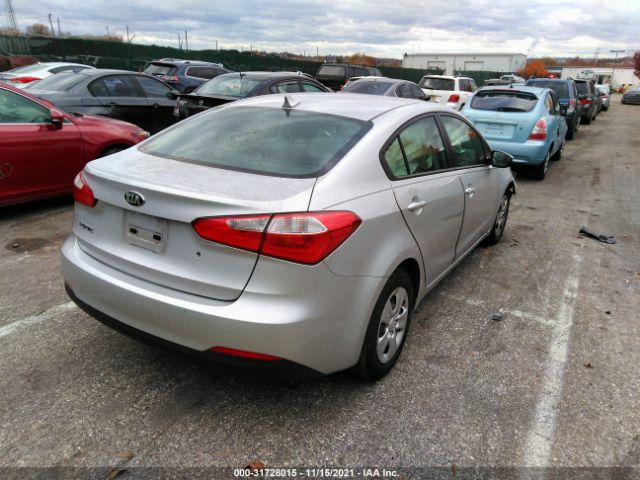 Photo 3 VIN: KNAFK4A65F5412230 - KIA FORTE 