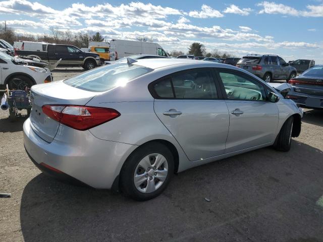 Photo 2 VIN: KNAFK4A65F5417539 - KIA FORTE LX 