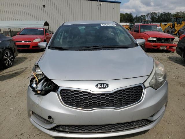 Photo 4 VIN: KNAFK4A65F5421168 - KIA FORTE LX 