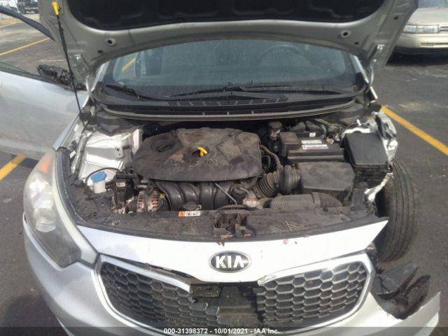 Photo 9 VIN: KNAFK4A65F5432705 - KIA FORTE 