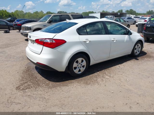 Photo 3 VIN: KNAFK4A65G5458917 - KIA FORTE 