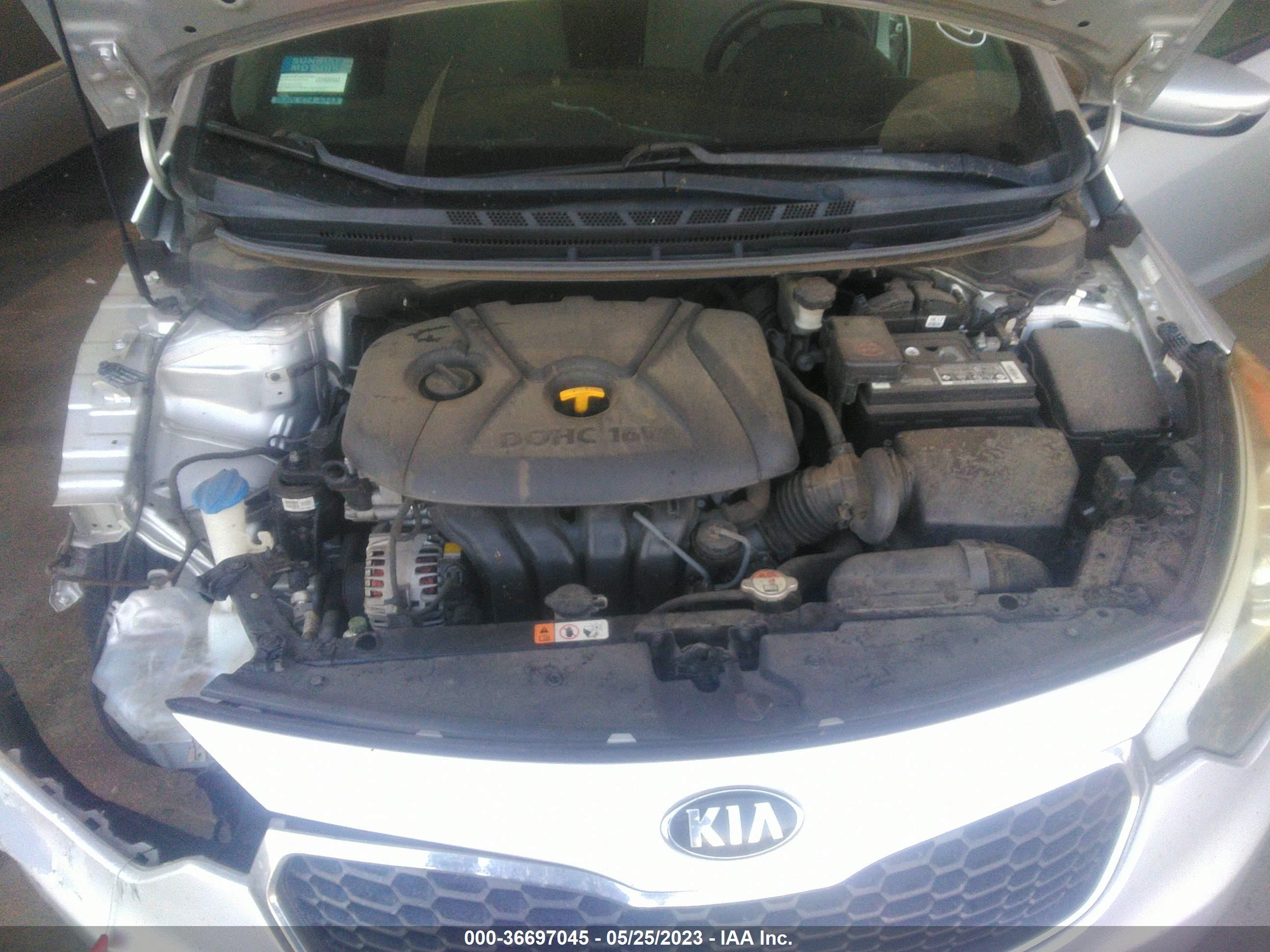 Photo 9 VIN: KNAFK4A65G5461042 - KIA FORTE 