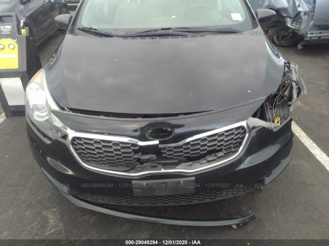 Photo 5 VIN: KNAFK4A65G5509915 - KIA FORTE 