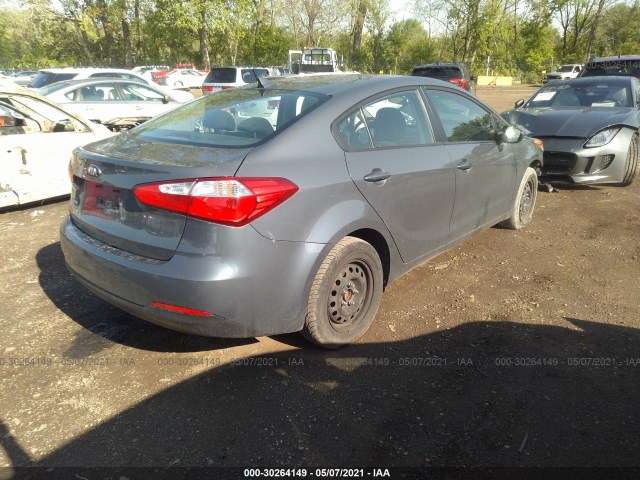 Photo 3 VIN: KNAFK4A65G5567118 - KIA FORTE 