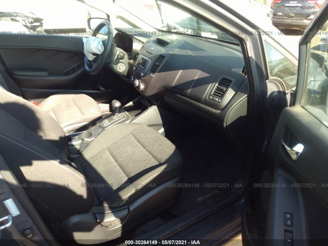 Photo 4 VIN: KNAFK4A65G5567118 - KIA FORTE 