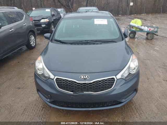 Photo 5 VIN: KNAFK4A65G5567863 - KIA FORTE 