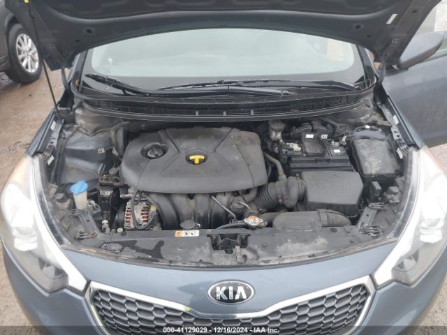 Photo 9 VIN: KNAFK4A65G5567863 - KIA FORTE 