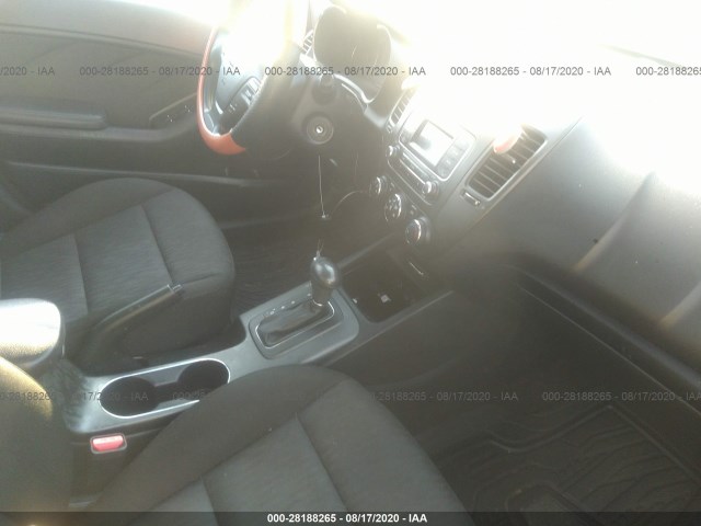 Photo 4 VIN: KNAFK4A65G5568933 - KIA FORTE 