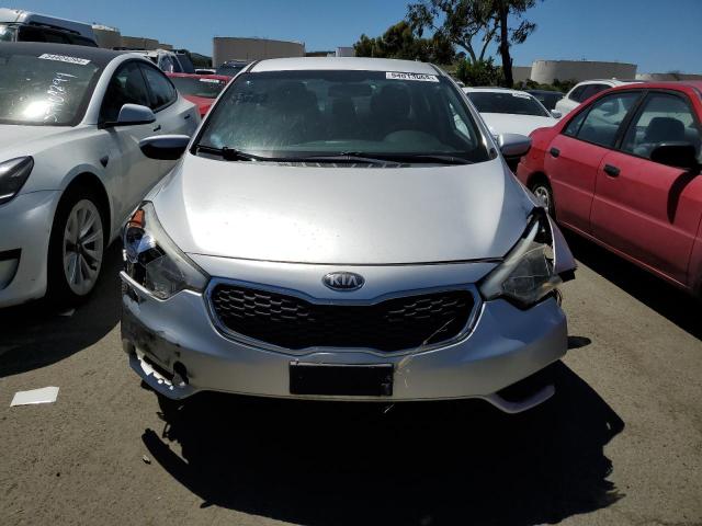 Photo 4 VIN: KNAFK4A66E5071967 - KIA FORTE 