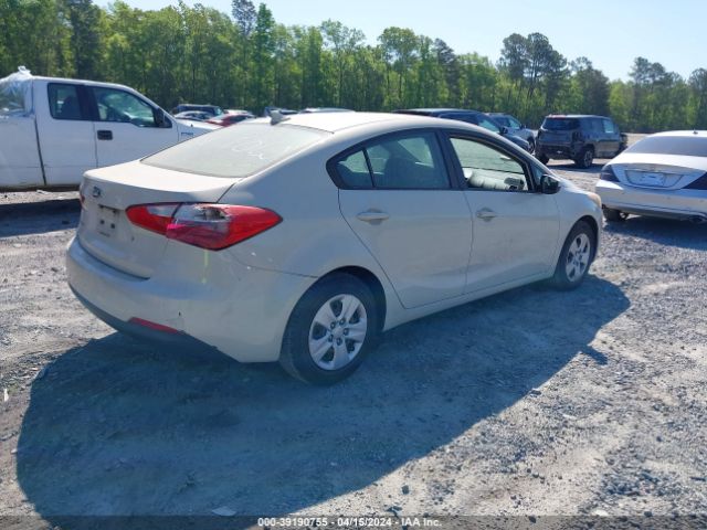 Photo 3 VIN: KNAFK4A66E5134338 - KIA FORTE 