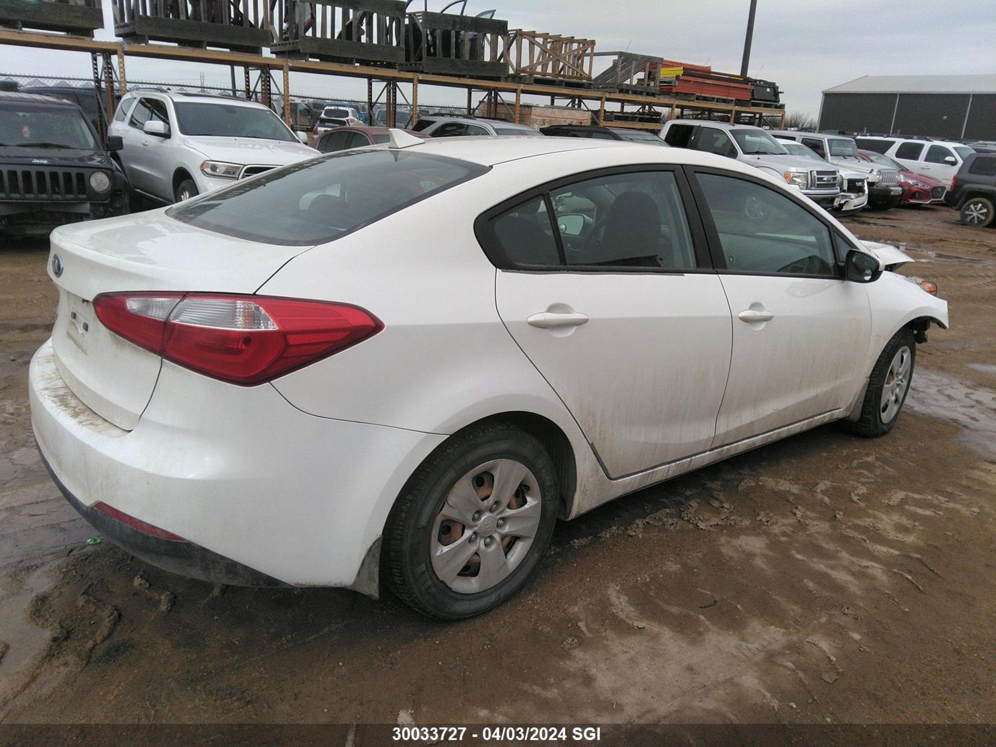 Photo 3 VIN: KNAFK4A66F5269420 - KIA FORTE 