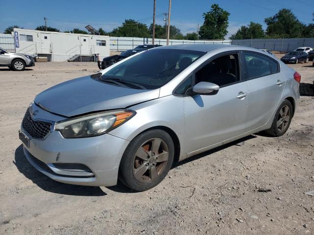 Photo 0 VIN: KNAFK4A66F5310497 - KIA FORTE LX 