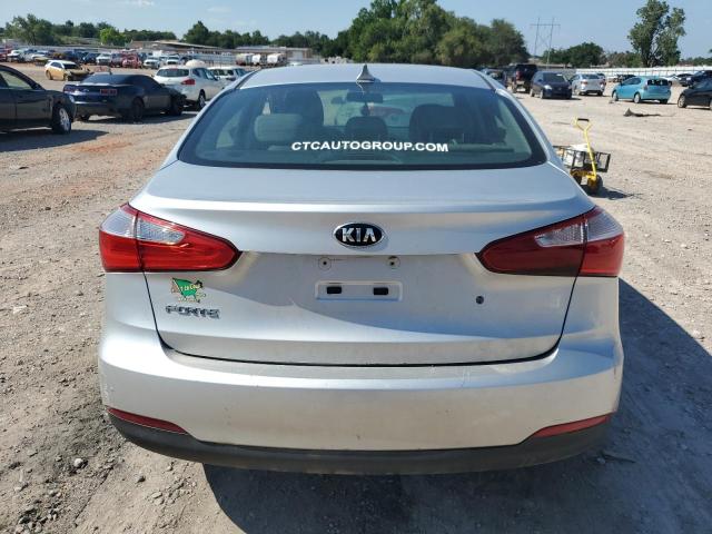 Photo 5 VIN: KNAFK4A66F5310497 - KIA FORTE LX 