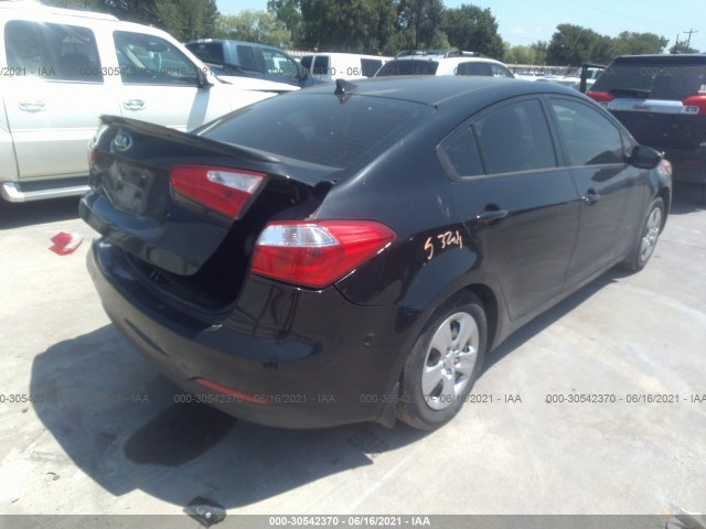 Photo 3 VIN: KNAFK4A66F5338557 - KIA FORTE 