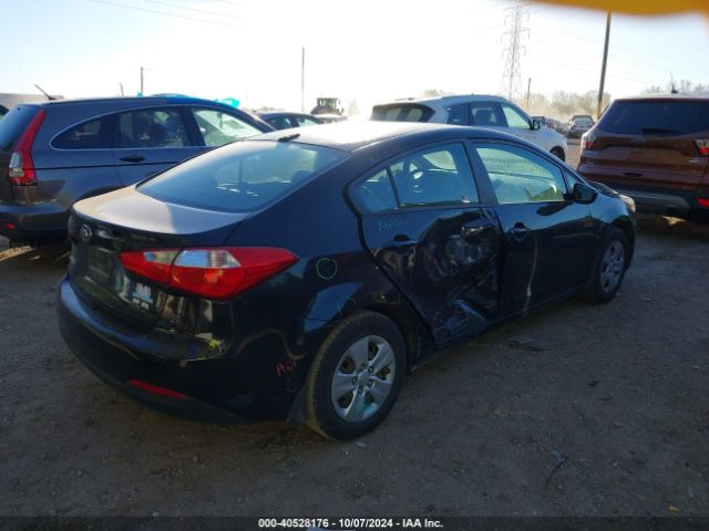 Photo 3 VIN: KNAFK4A66F5407263 - KIA FORTE 