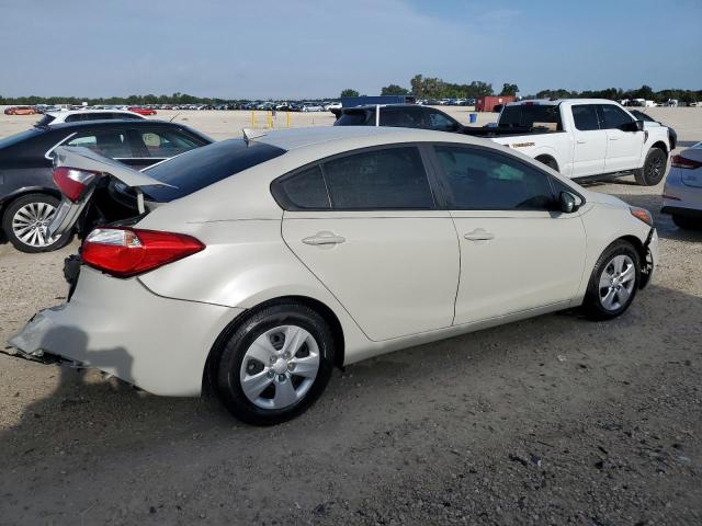 Photo 2 VIN: KNAFK4A66F5411104 - KIA FORTE LX 