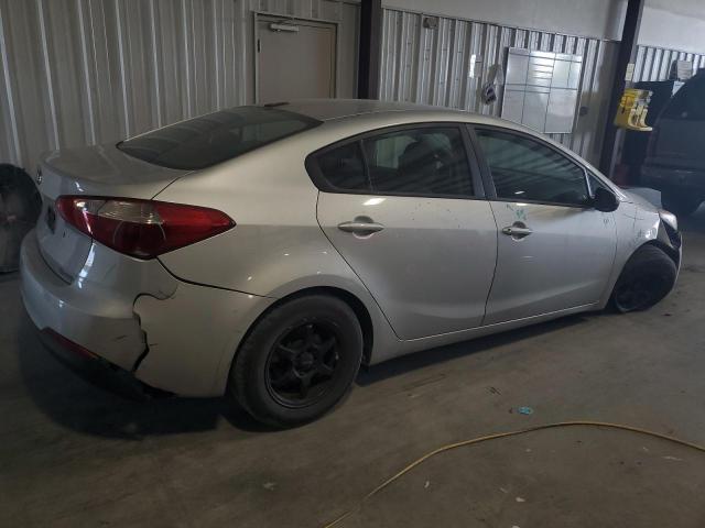 Photo 2 VIN: KNAFK4A66F5412186 - KIA FORTE LX 