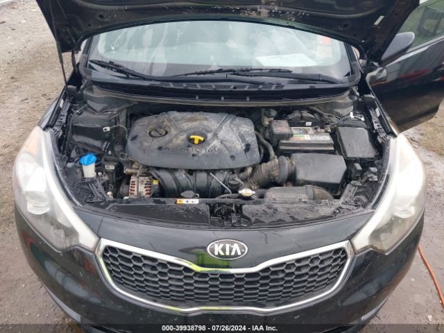 Photo 9 VIN: KNAFK4A66F5415766 - KIA FORTE 