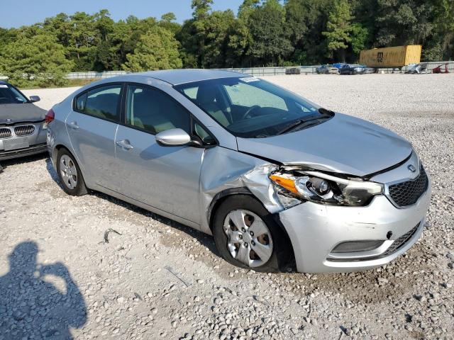 Photo 3 VIN: KNAFK4A66F5431370 - KIA FORTE LX 