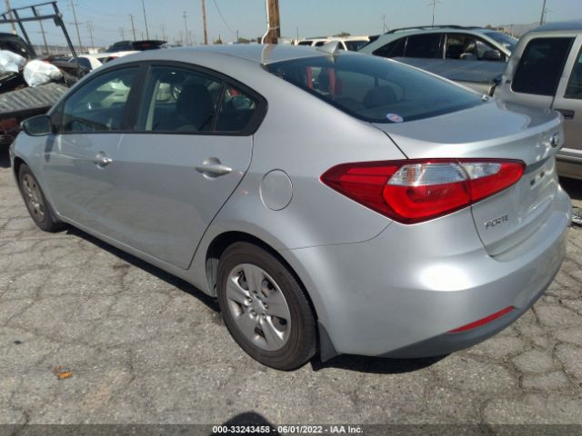 Photo 2 VIN: KNAFK4A66G5449482 - KIA FORTE 