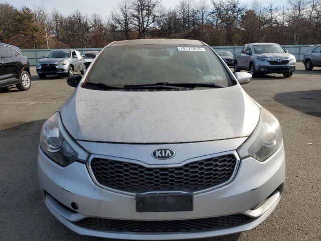 Photo 4 VIN: KNAFK4A66G5486516 - KIA FORTE LX 