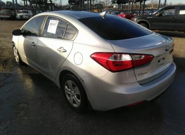 Photo 2 VIN: KNAFK4A66G5528392 - KIA FORTE 