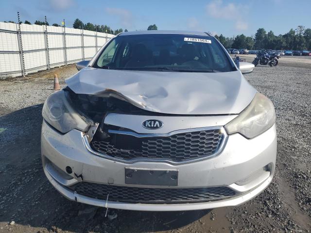 Photo 4 VIN: KNAFK4A66G5538386 - KIA FORTE LX 