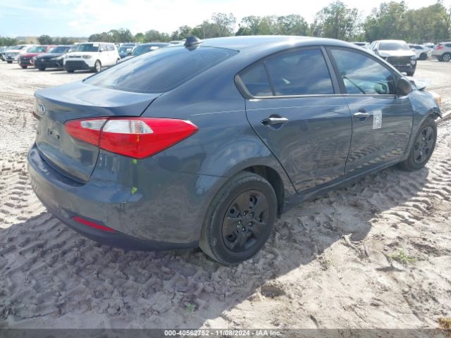 Photo 3 VIN: KNAFK4A66G5572554 - KIA FORTE 