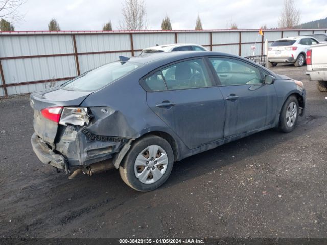 Photo 3 VIN: KNAFK4A66G5609196 - KIA FORTE 