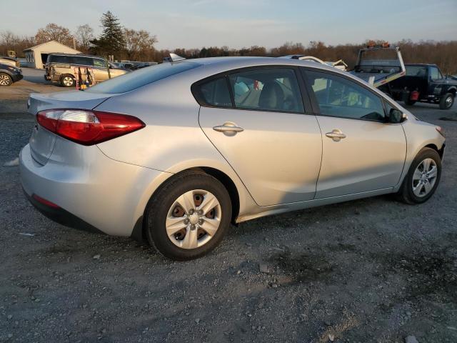 Photo 2 VIN: KNAFK4A66G5613491 - KIA FORTE 