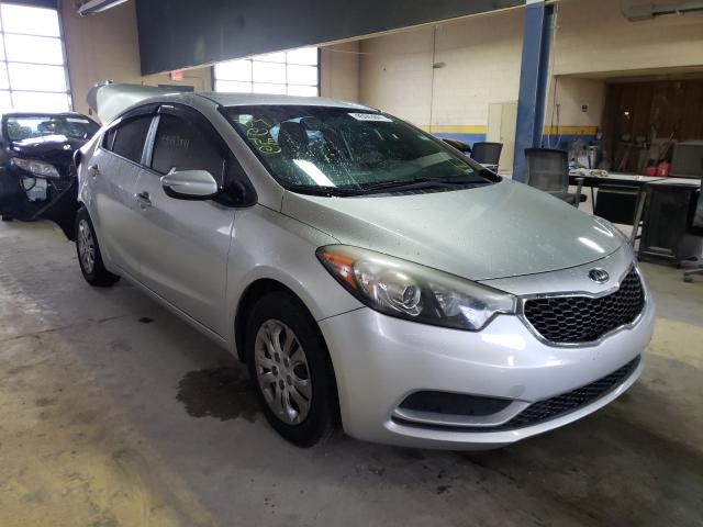 Photo 0 VIN: KNAFK4A67E5147583 - KIA FORTE LX 