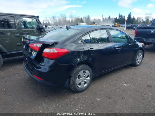 Photo 3 VIN: KNAFK4A67E5164674 - KIA FORTE 