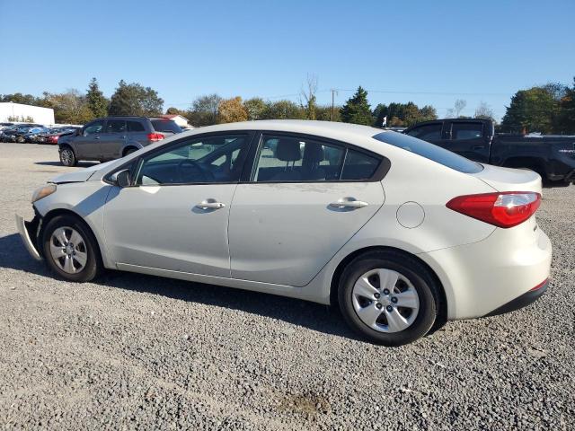 Photo 1 VIN: KNAFK4A67F5308614 - KIA FORTE LX 