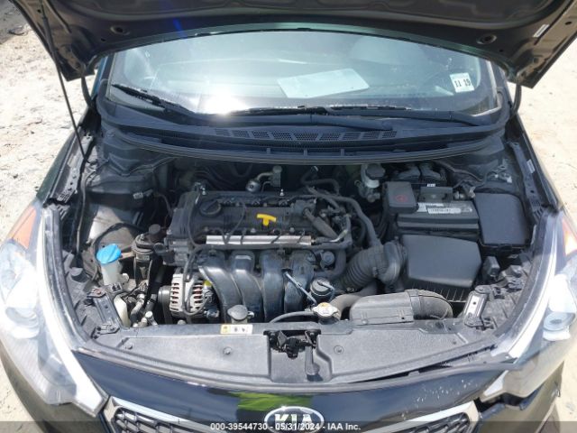 Photo 9 VIN: KNAFK4A67F5334047 - KIA FORTE 