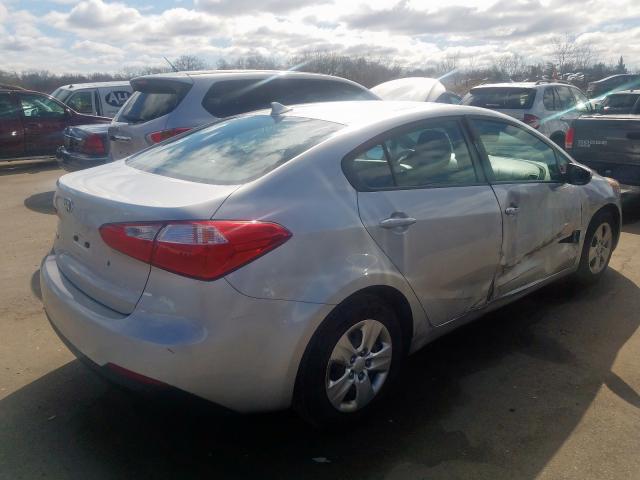 Photo 3 VIN: KNAFK4A67F5349468 - KIA FORTE LX 