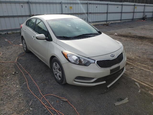 Photo 0 VIN: KNAFK4A67F5358865 - KIA FORTE LX 